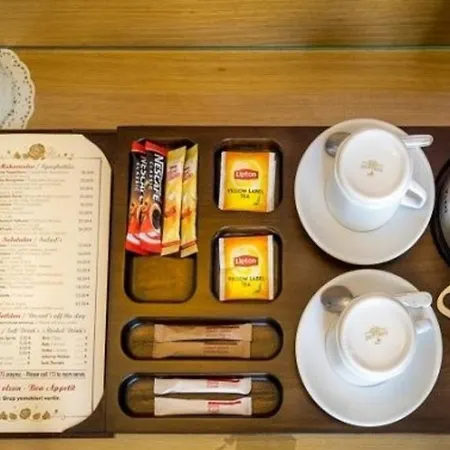 Hotell Mantra Pub And