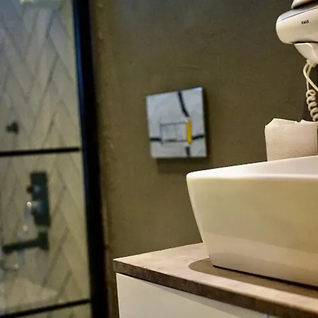 Mantra Pub And Hotell Istanbul