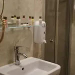 Hotel Mantra Pub And Istanbul