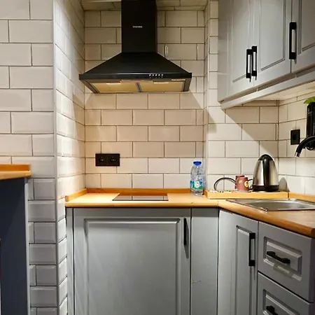 Mantra Pub And Hotel