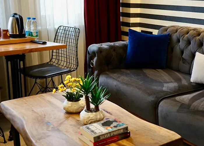 호텔 Mantra Pub And *